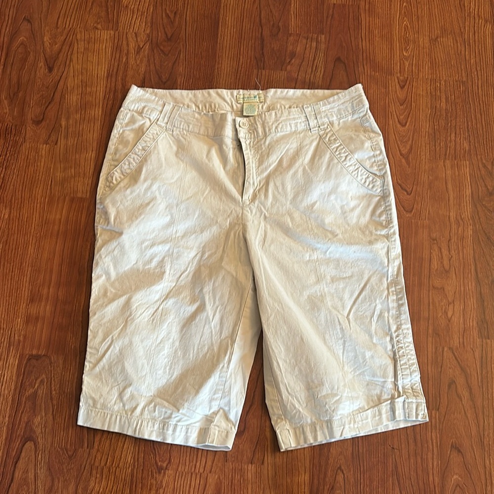 Caribbean Joe shorts size 14 tan